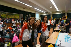 Year 2 student volunteers assisted in baggage support during event day