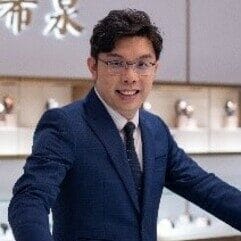 William SHUM